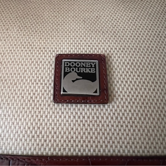 Dooney and Bourke Vintage Hobo Coated Canvas Bag Good Condition - Picture 6 of 12